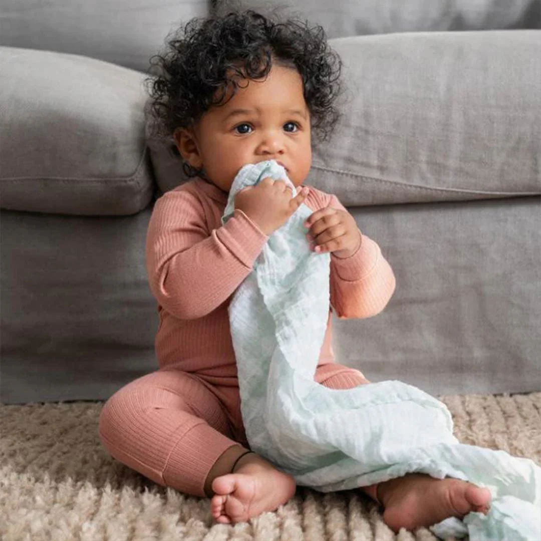 aden + anais Essentials Cotton Muslin Swaddle Blankets 4pk - Elephant Circus - Image 4