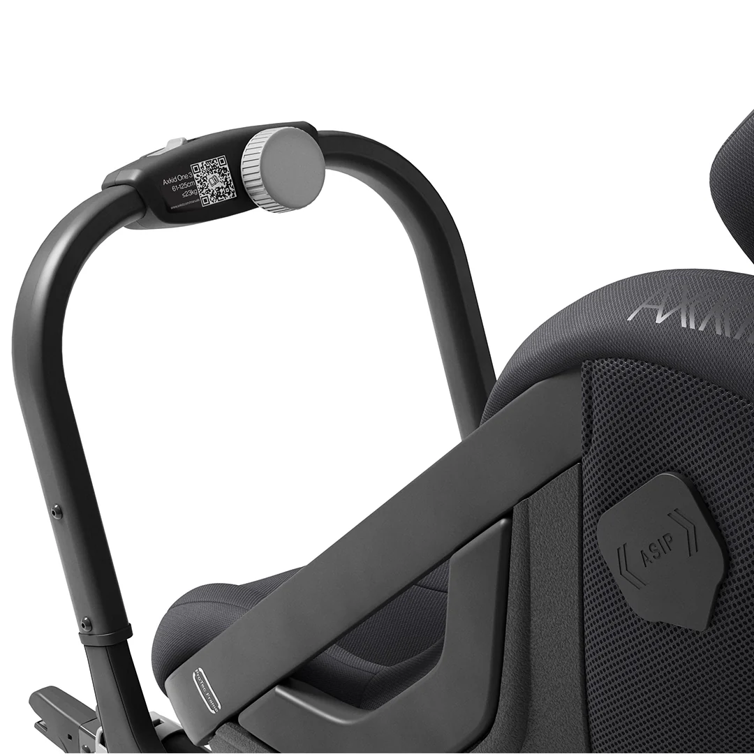 Axkid ONE+ 3 Car Seat - Coastal Storm Black - Image 13
