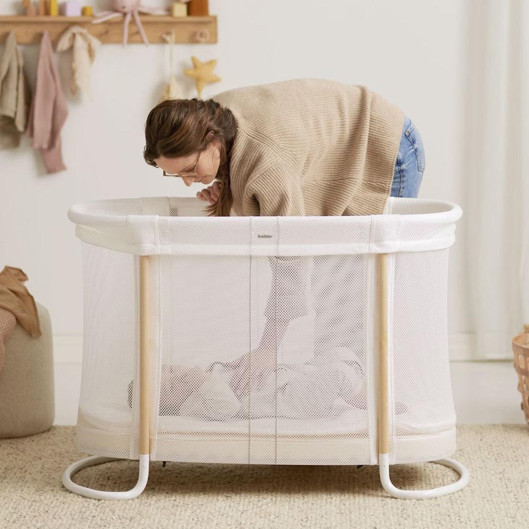 BabyBjörn Baby Crib - White - Image 4