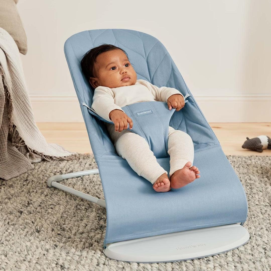 BabyBjörn Bliss Woven Petal Quilt Baby Bouncer - Blue - Image 6
