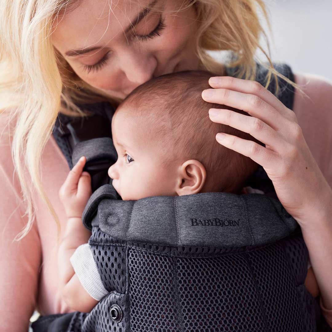 BabyBjorn Harmony 3D Mesh Baby Carrier - Anthracite - Image 3