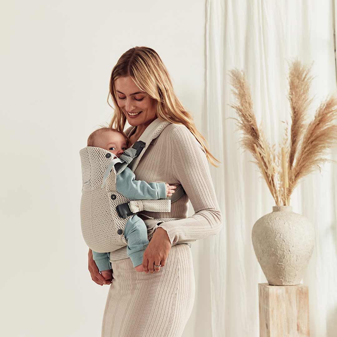 BabyBjörn Harmony 3D Mesh/Jersey Baby Carrier - Cream - Image 3