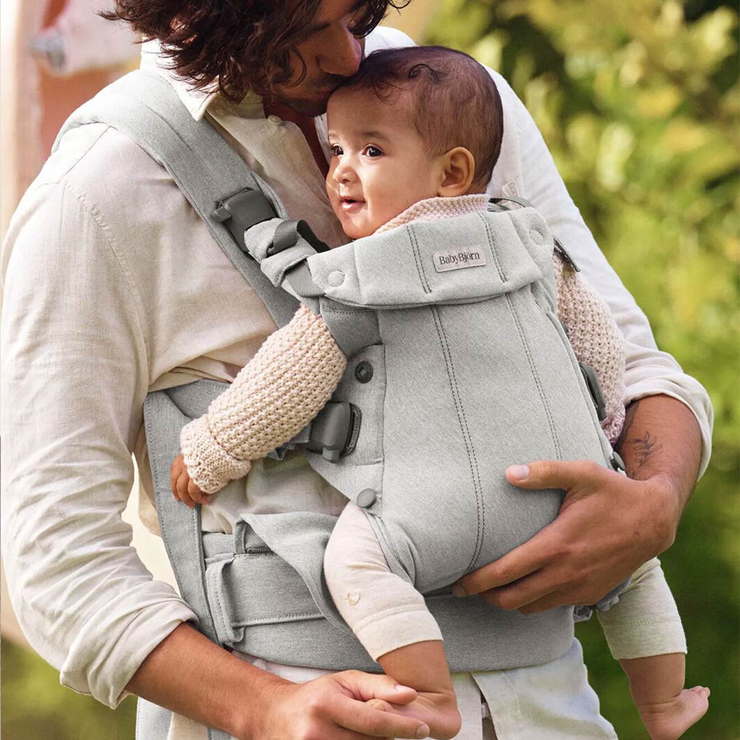 BabyBjörn Harmony Woven Mélange - Light Grey - Image 2