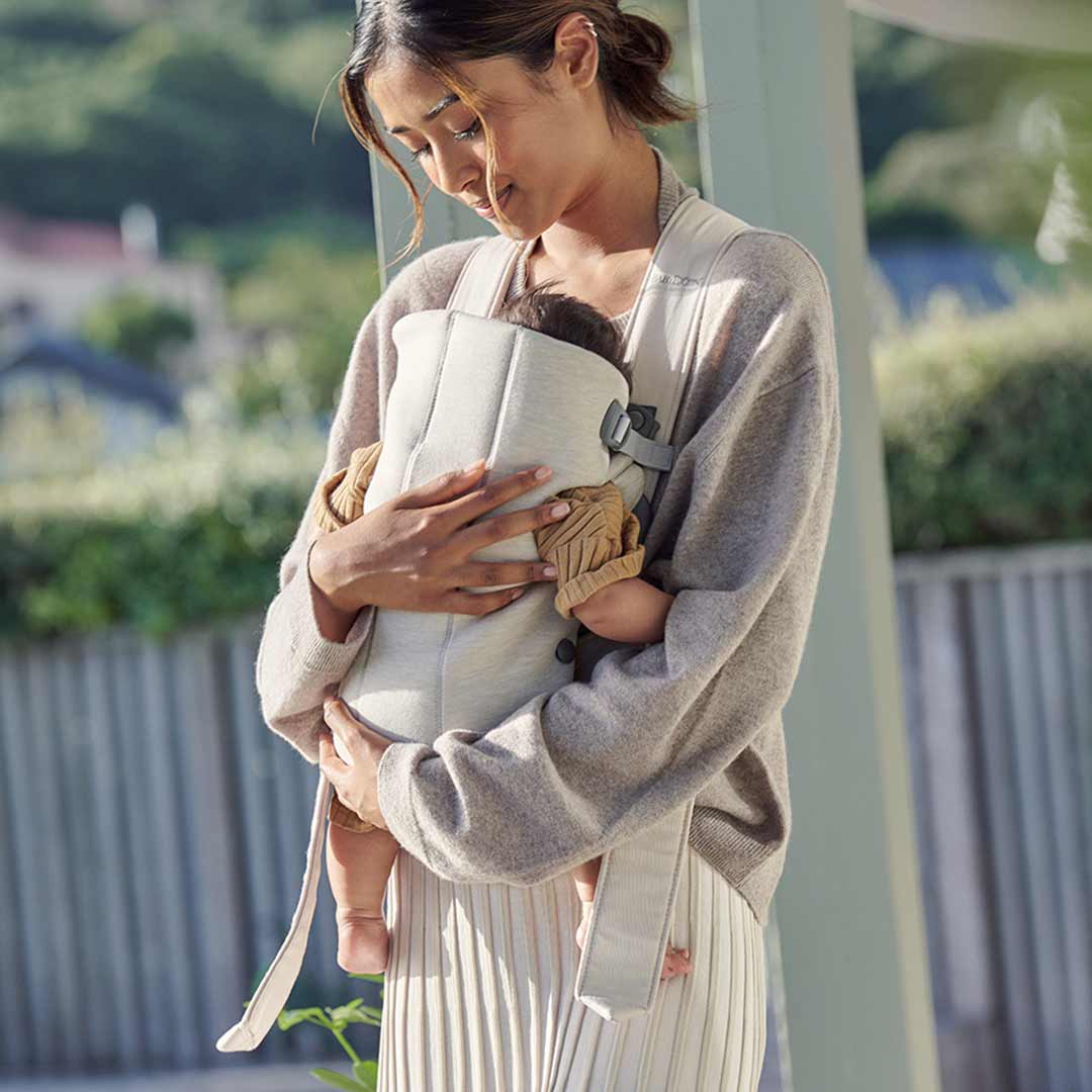 BabyBjorn Mini 3D Jersey Baby Carrier - Light Beige - Image 2