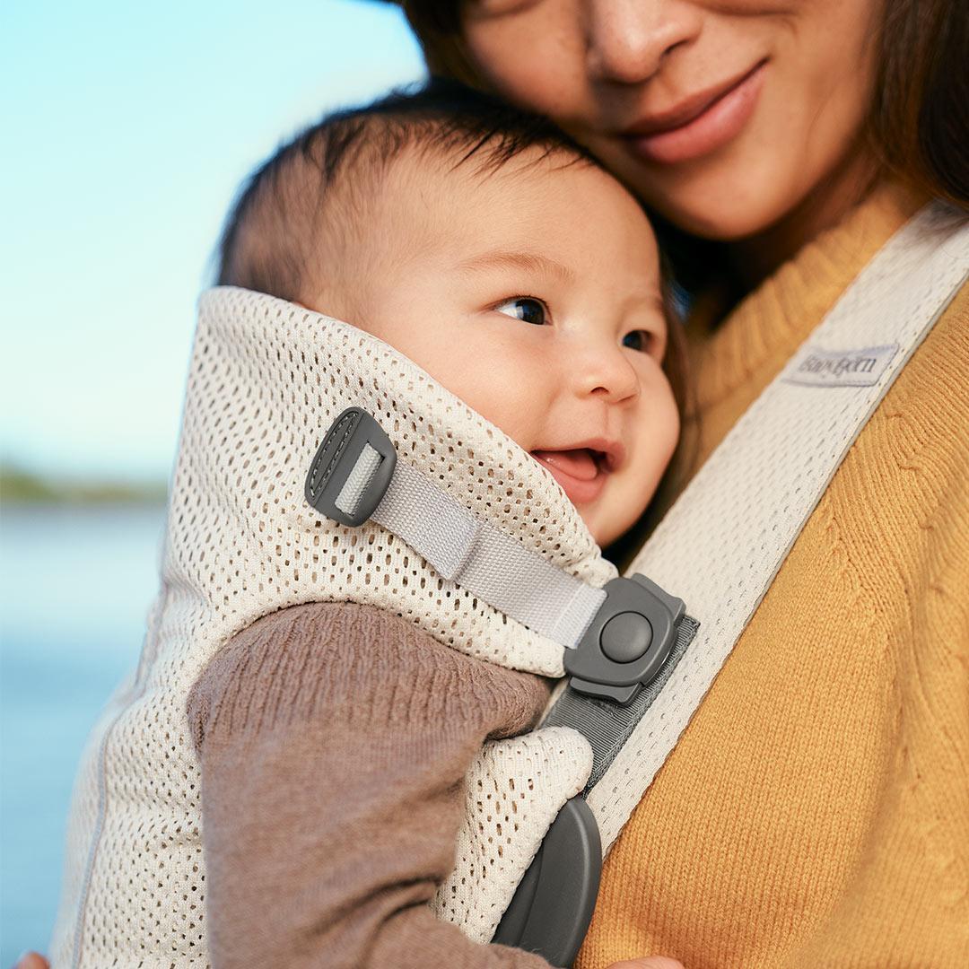 BabyBjörn Mini 3D Mesh Baby Carrier - Cream - Image 2