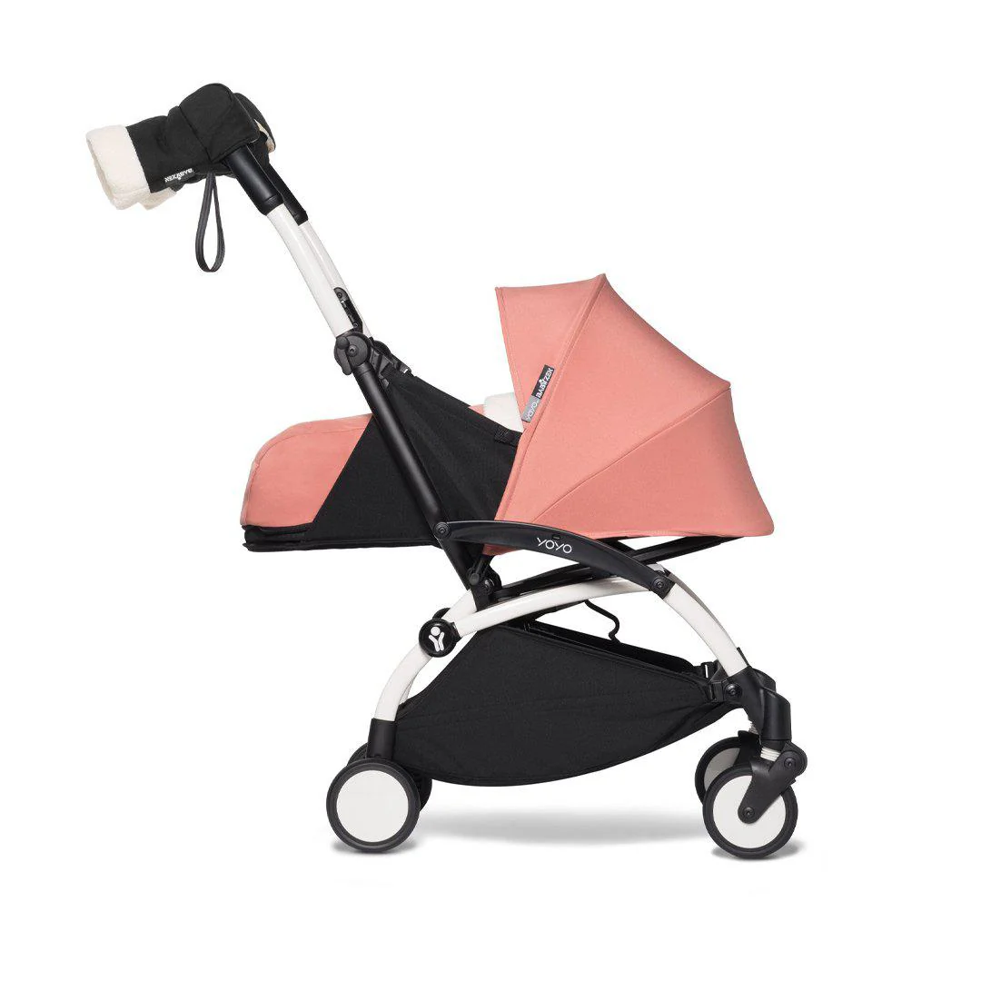 Stokke® | BABYZEN YOYO® Mittens - Black - Image 3