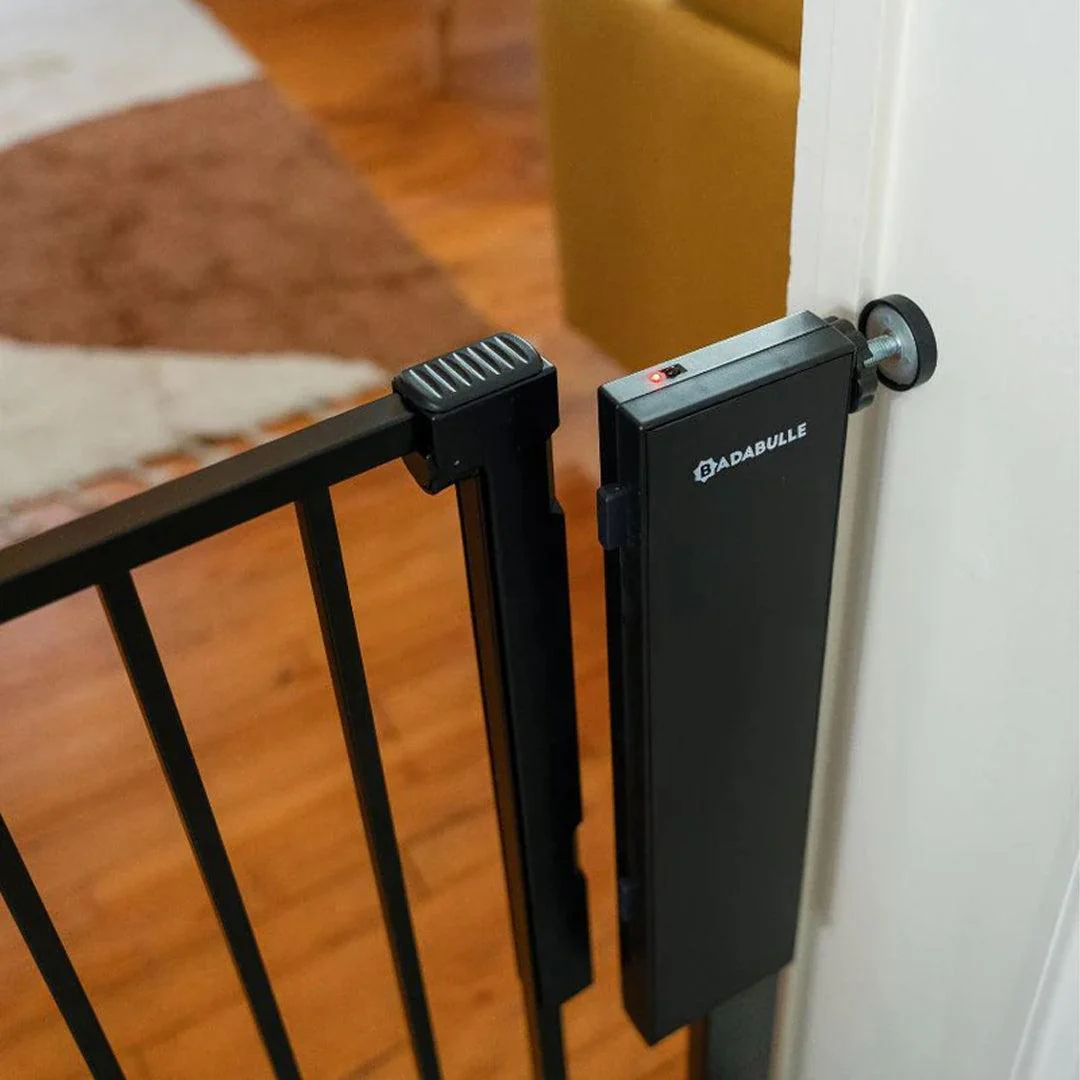 Badabulle Safe & Pass Automatic Safety Gate - Image 7
