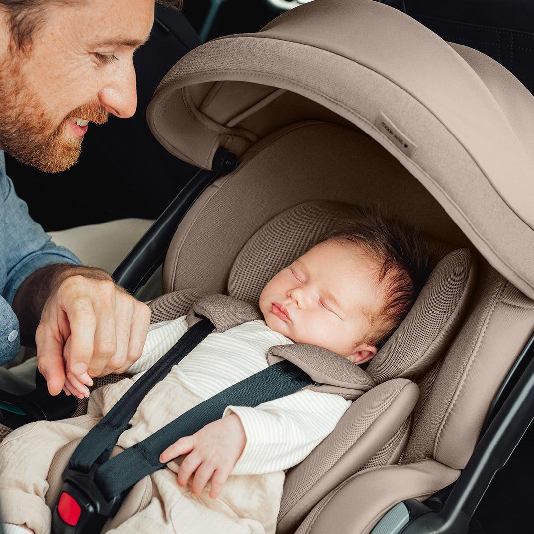 Britax Römer Baby-Safe Pro Car Seat - Teak - Image 2