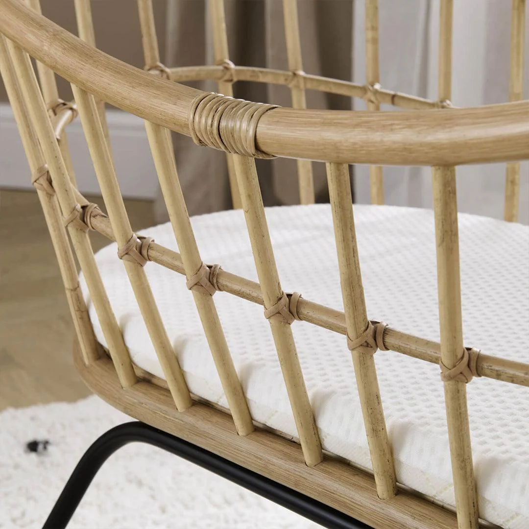CuddleCo Aria Wave Crib - Rattan - Image 4