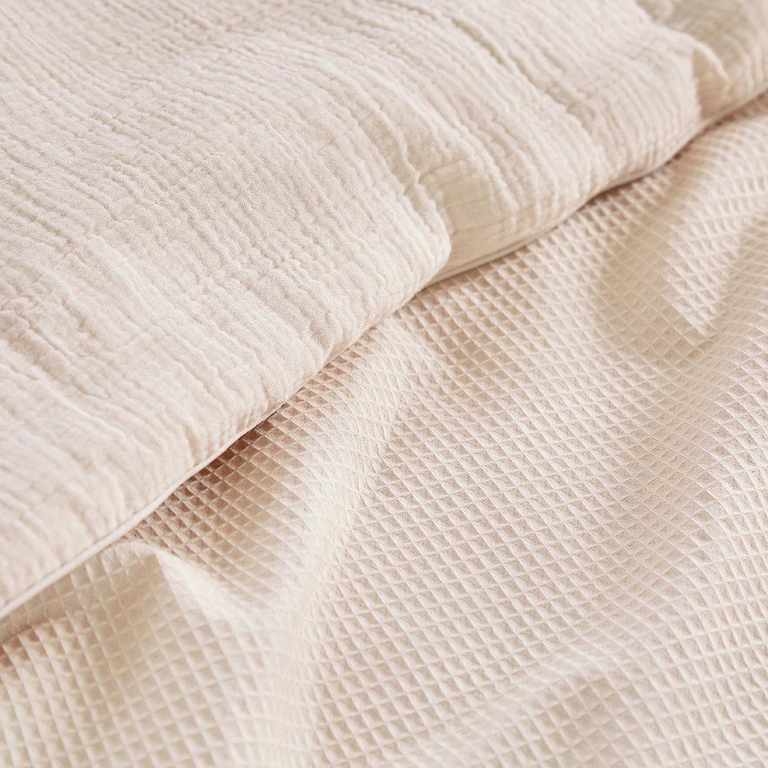 CuddleCo Cot Bed Quilt - Cashmere Waffle - Image 3