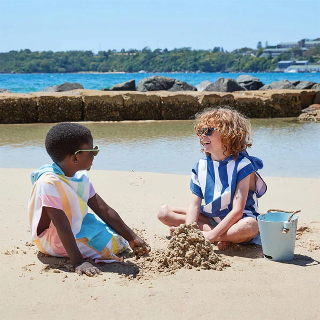 Dock & Bay Kid's Beach Poncho - Unicorn Waves - Image 4