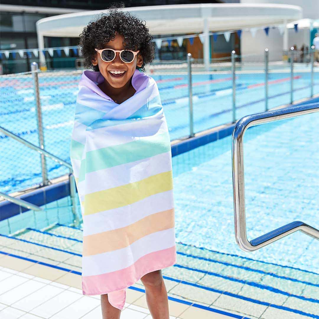 Dock & Bay Kid's Beach Towel - Unicorn Waves - Image 5