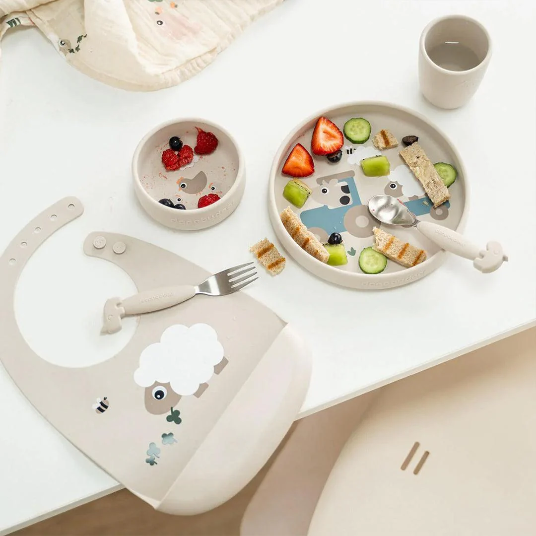 Done by Deer Stick & Stay Dinner Set - Tiny Farm Sand - Image 3