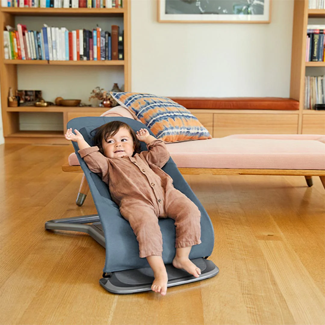 Ergobaby Evolve Baby Bouncer - Oxford Blue - Image 10