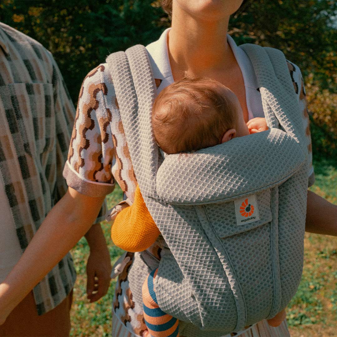 Ergobaby Omni Deluxe Mesh - Pearl Grey - Image 5