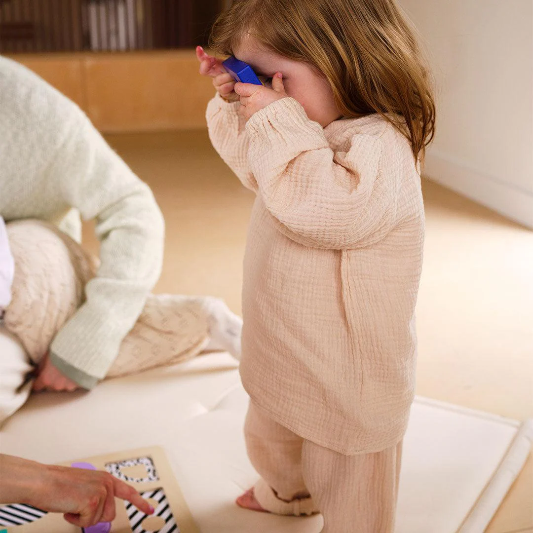 Etta Loves Wooden Puzzle - Image 5