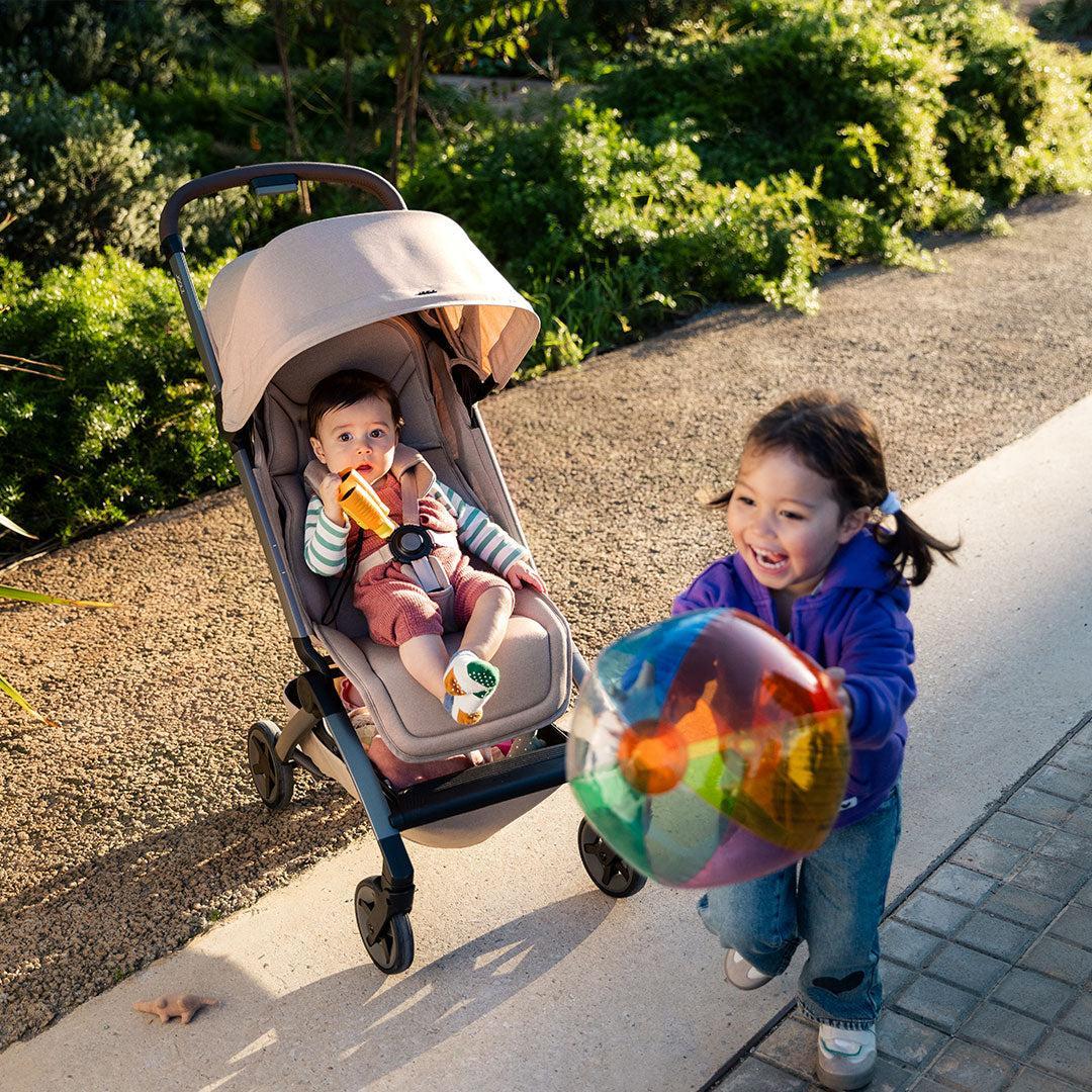 Joolz Aer2 Compact Stroller & Wildride Carrier - Sandy Taupe - Image 16
