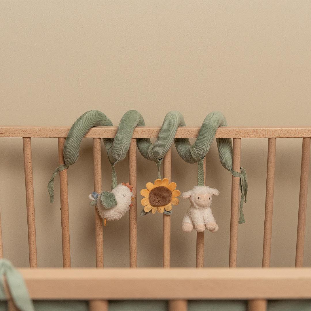 Little Dutch Activity Spiral - Little Farm - Image 2