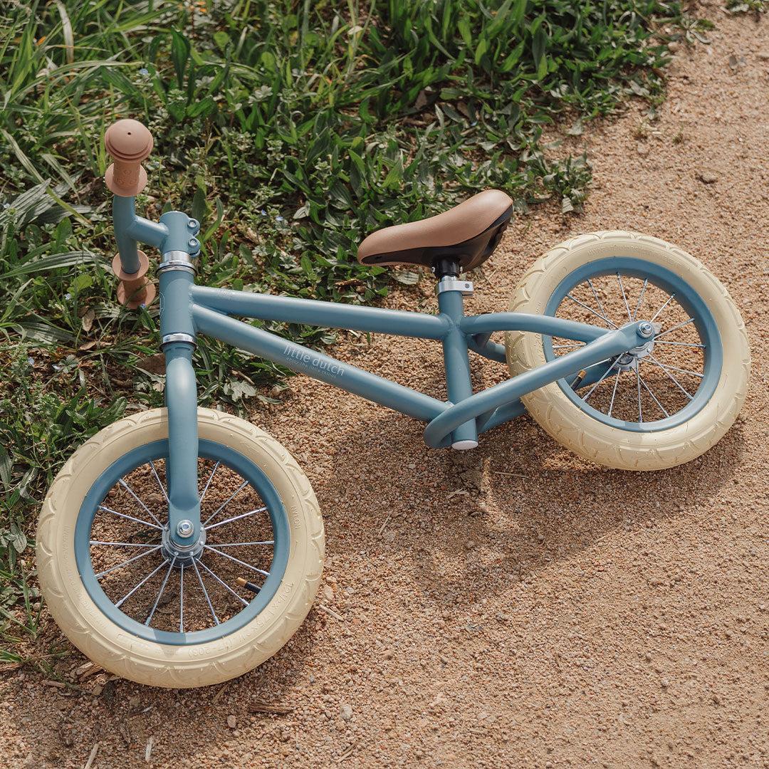 Little Dutch Balance Bike - Blue - Image 9