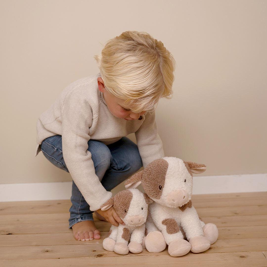 Little Dutch Cuddle Cow - Little Farm - Image 3