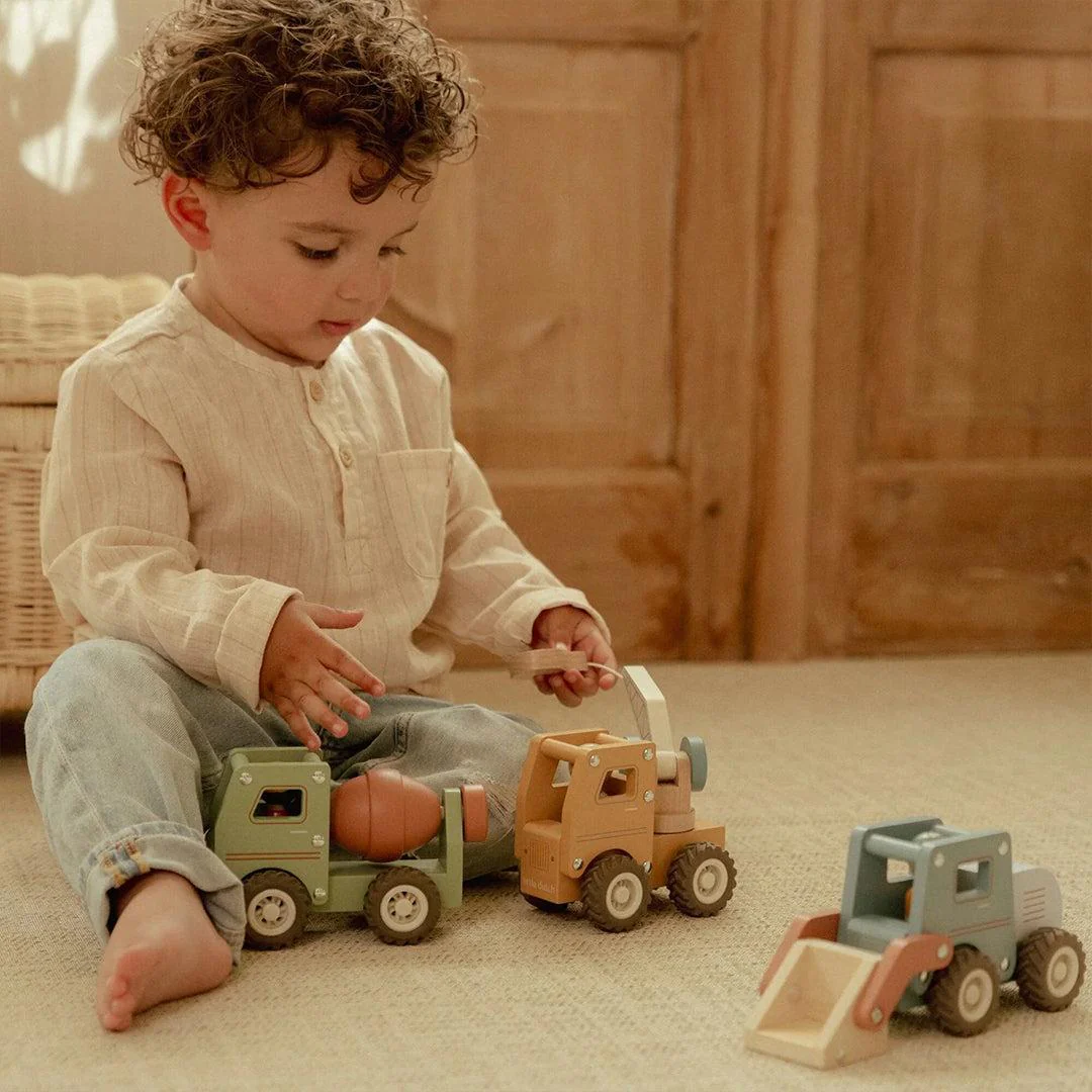Little Dutch Excavator - Image 2