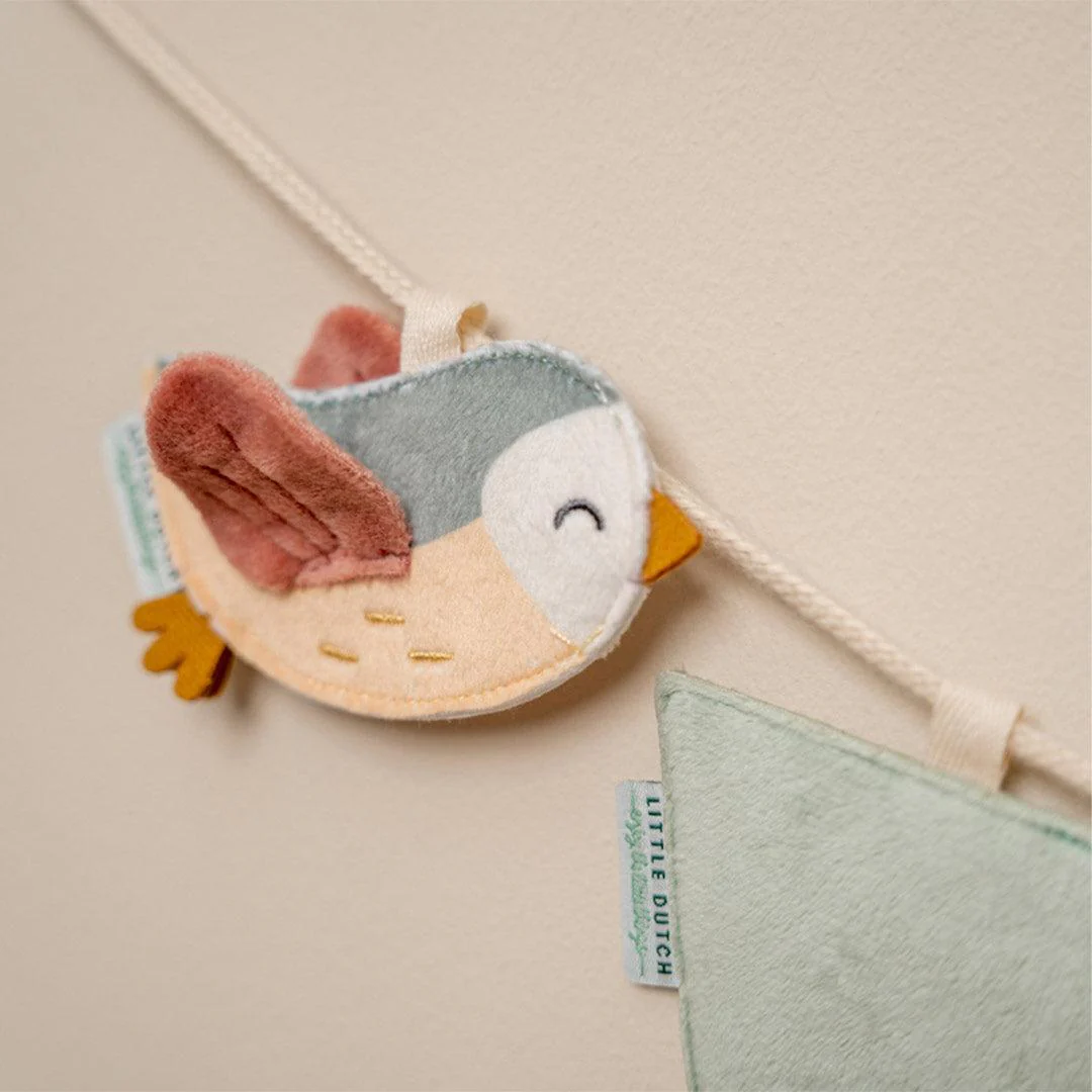 Little Dutch Garland - Make Your Own - Image 4