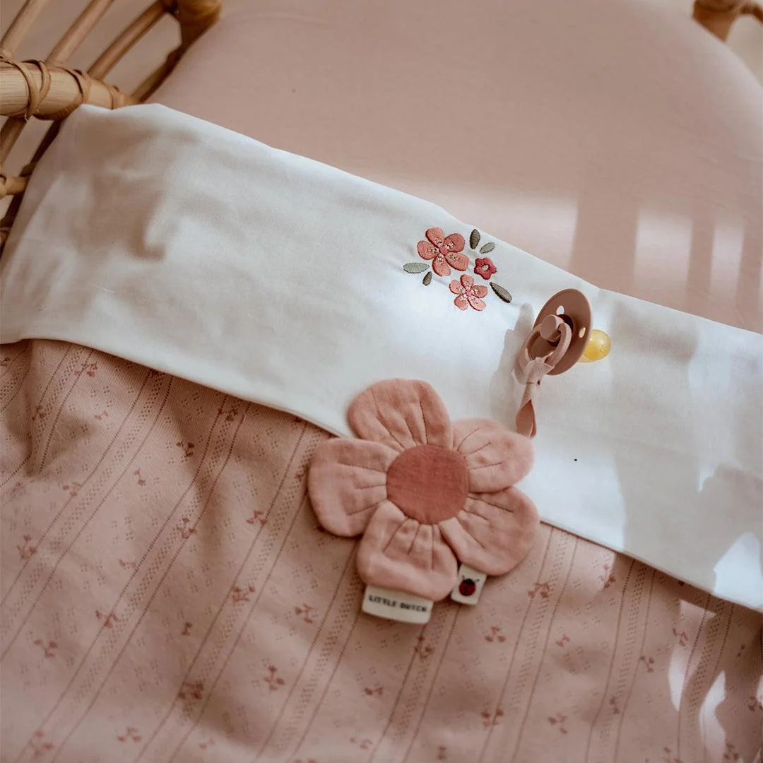 Little Dutch Pacifier Cloth Flower - Fairy Garden - Image 2