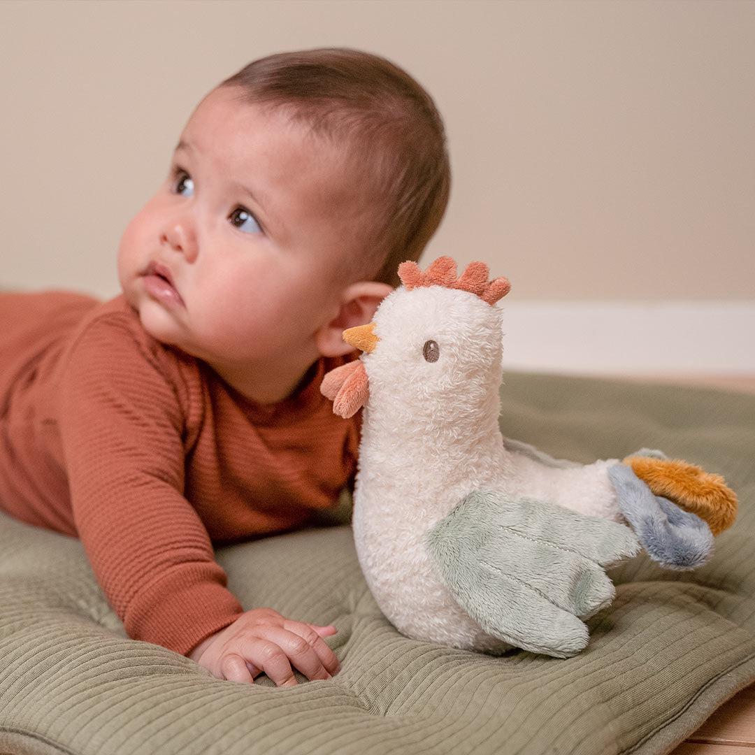 Little Dutch Tumbler Chicken - Little Farm - Chicken - Image 2