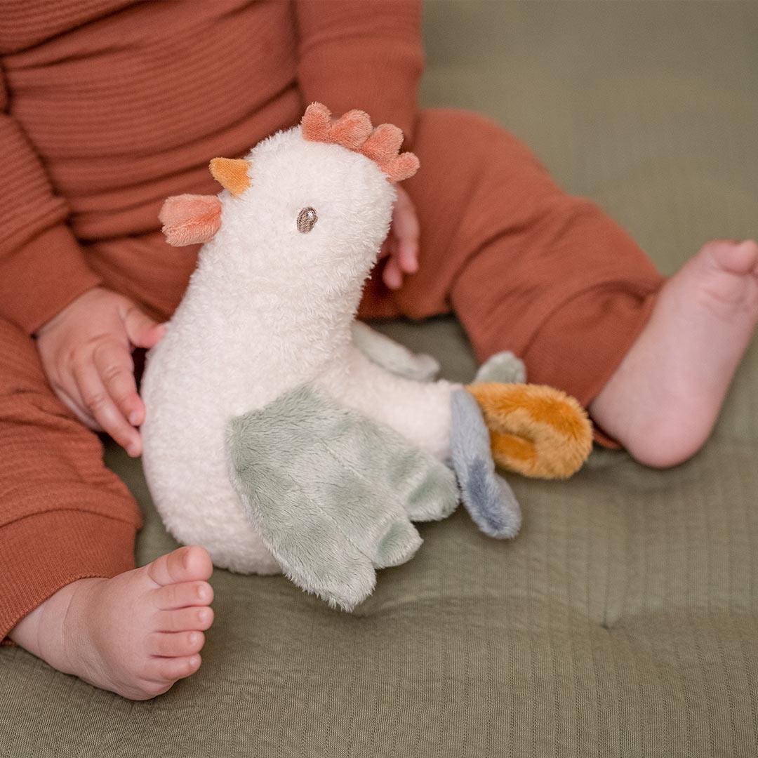 Little Dutch Tumbler Chicken - Little Farm - Chicken - Image 5