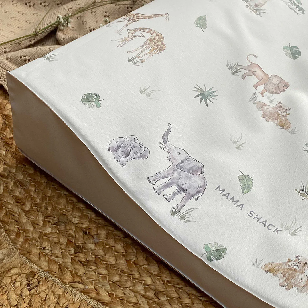 Mama Shack Anti Roll Changing Mat - Sweet Safari - Image 3
