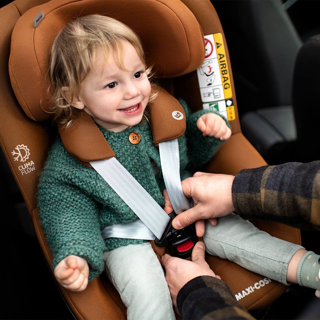 Maxi-Cosi 360 Family Kit Car Seat Bundle - Essential Collection - Image 4