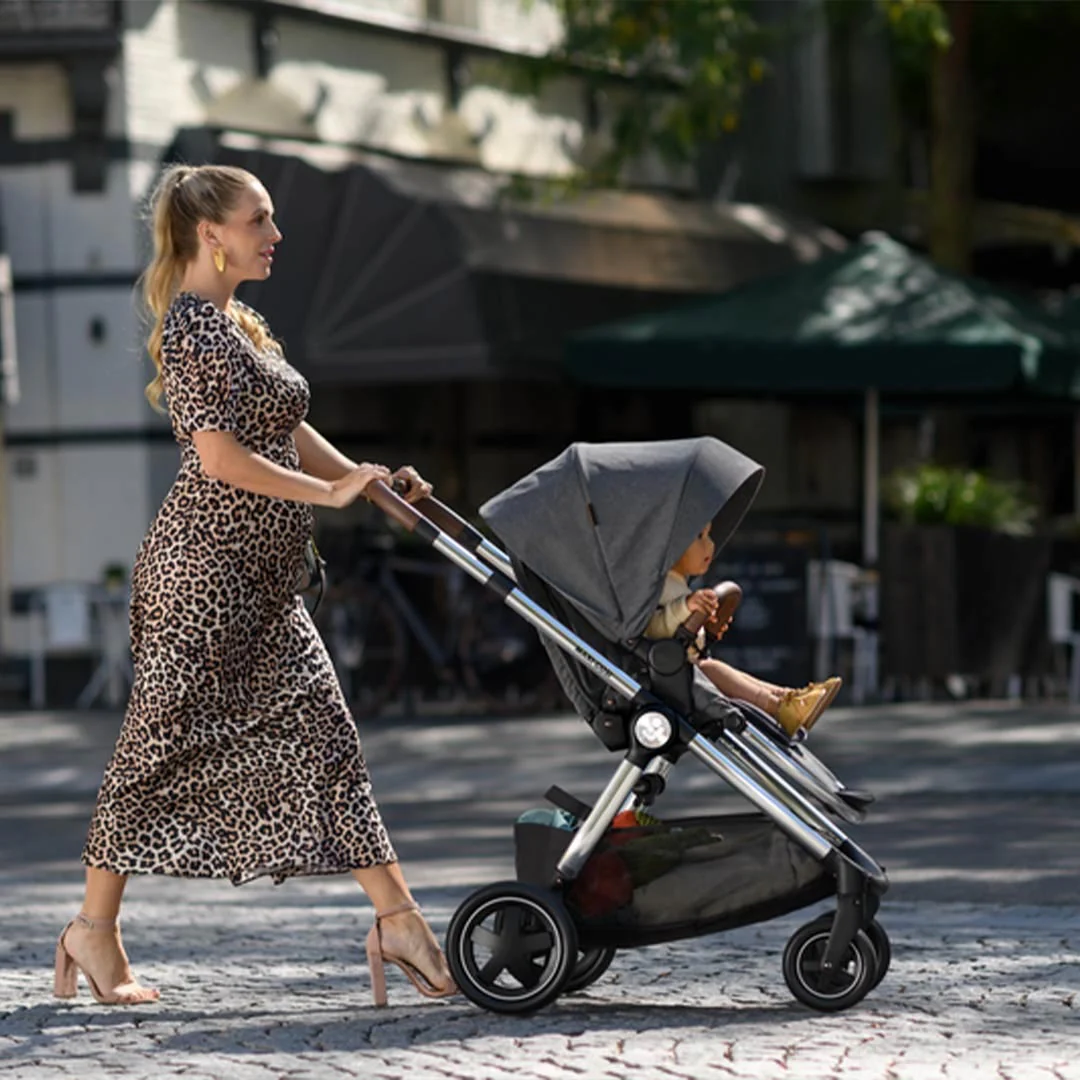 Maxi-Cosi Adorra Luxe + Cabriofix i-Size Travel System - Twillic Grey - Image 2