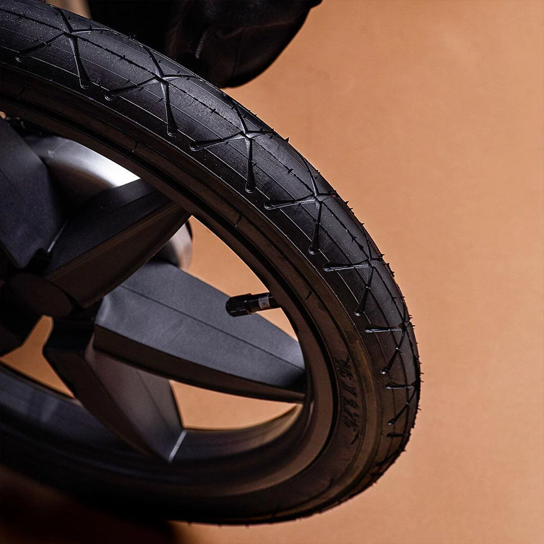 Mountain Buggy Terrain V4 Pushchair Heritage Collection - Onyx - Image 2