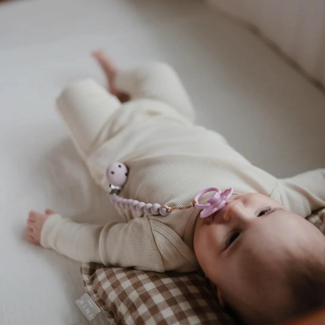 Mushie Silicone Pacifier Clip - Hera Soft Lilac - Image 2
