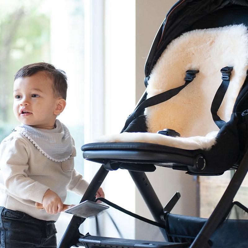 Naturally Sheepskins Snuggly Sheepskin Pram Liner - Natural - Image 4