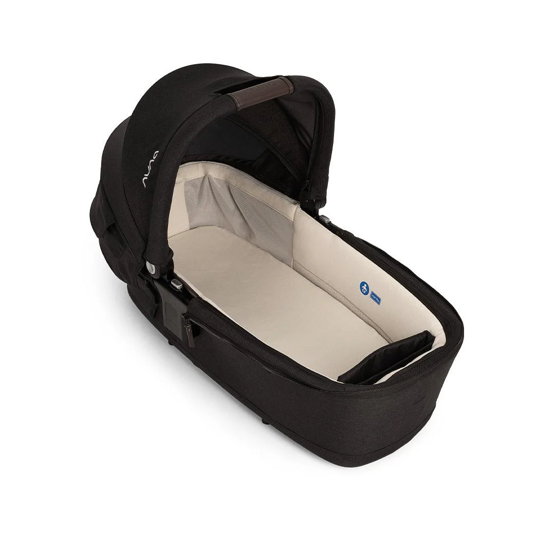 Nuna LYTL Carrycot  - Caviar - Image 4