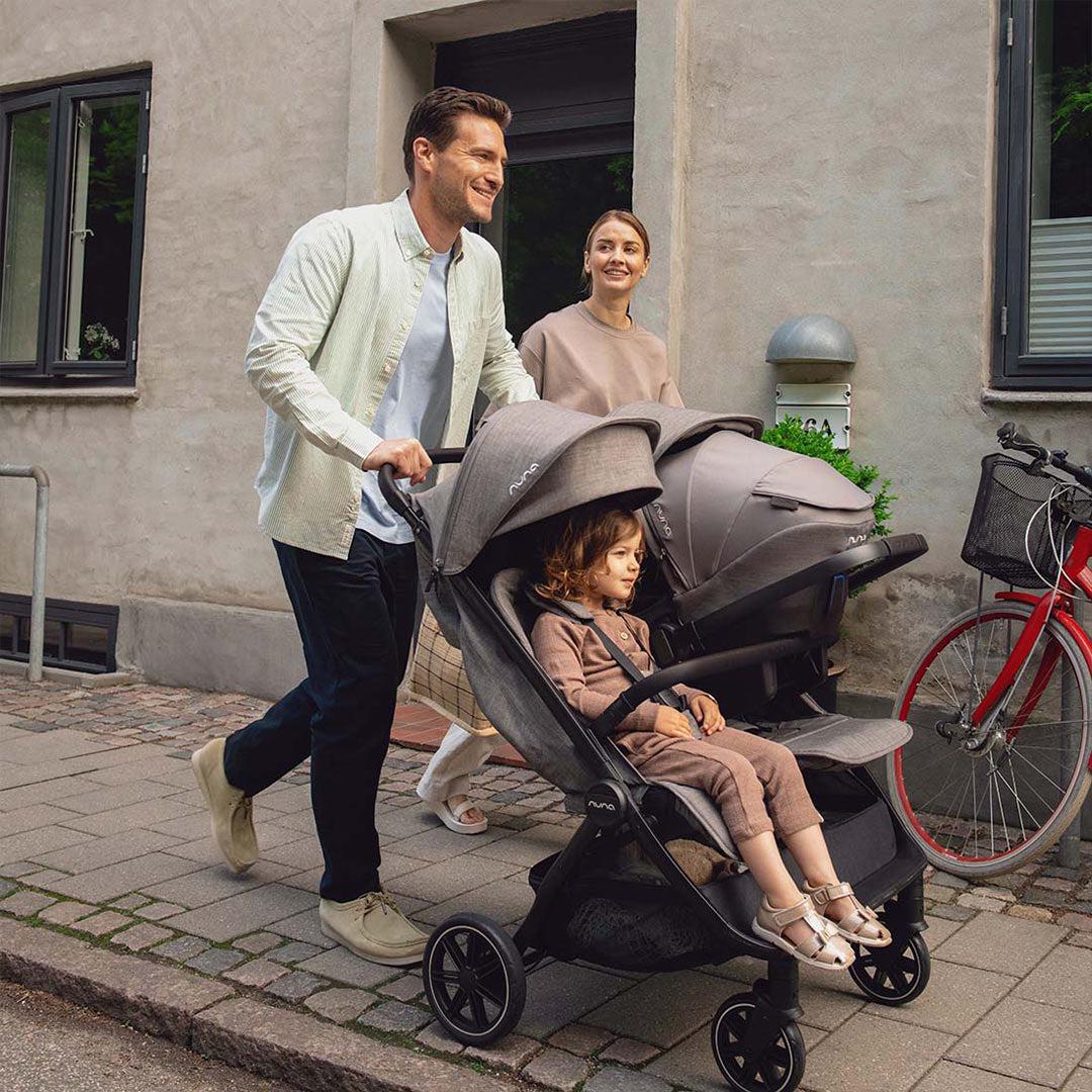 Nuna TRVL DUBL Pushchair - Caviar - Image 3
