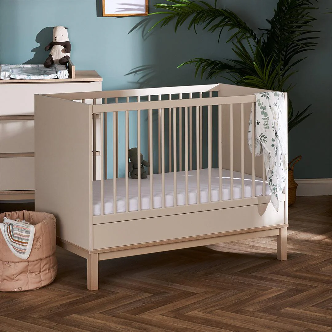 Obaby Astrid Mini Cot Bed - Satin - Image 2