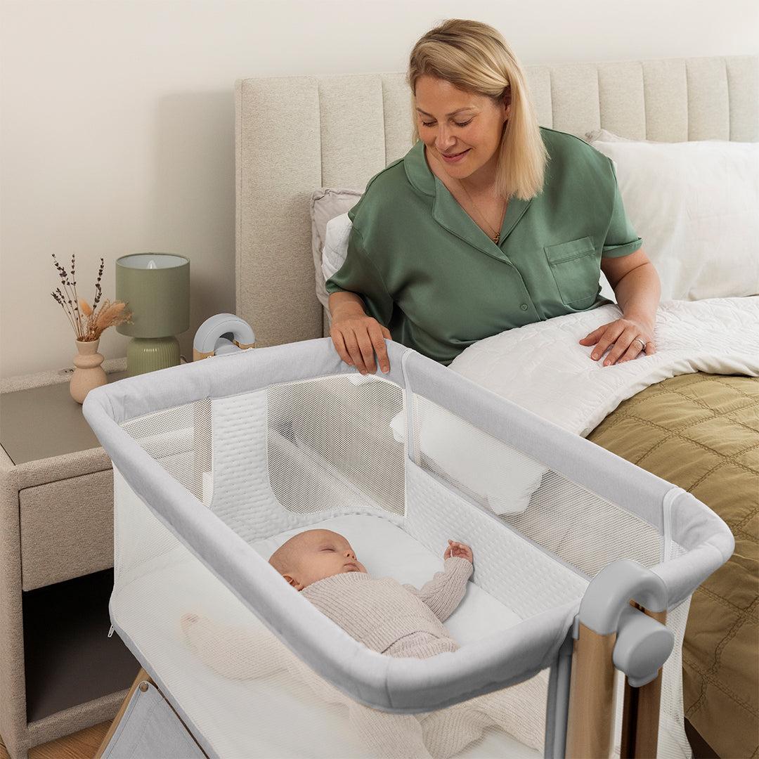 Obaby Cloud Bedside Crib - Grey - Image 2