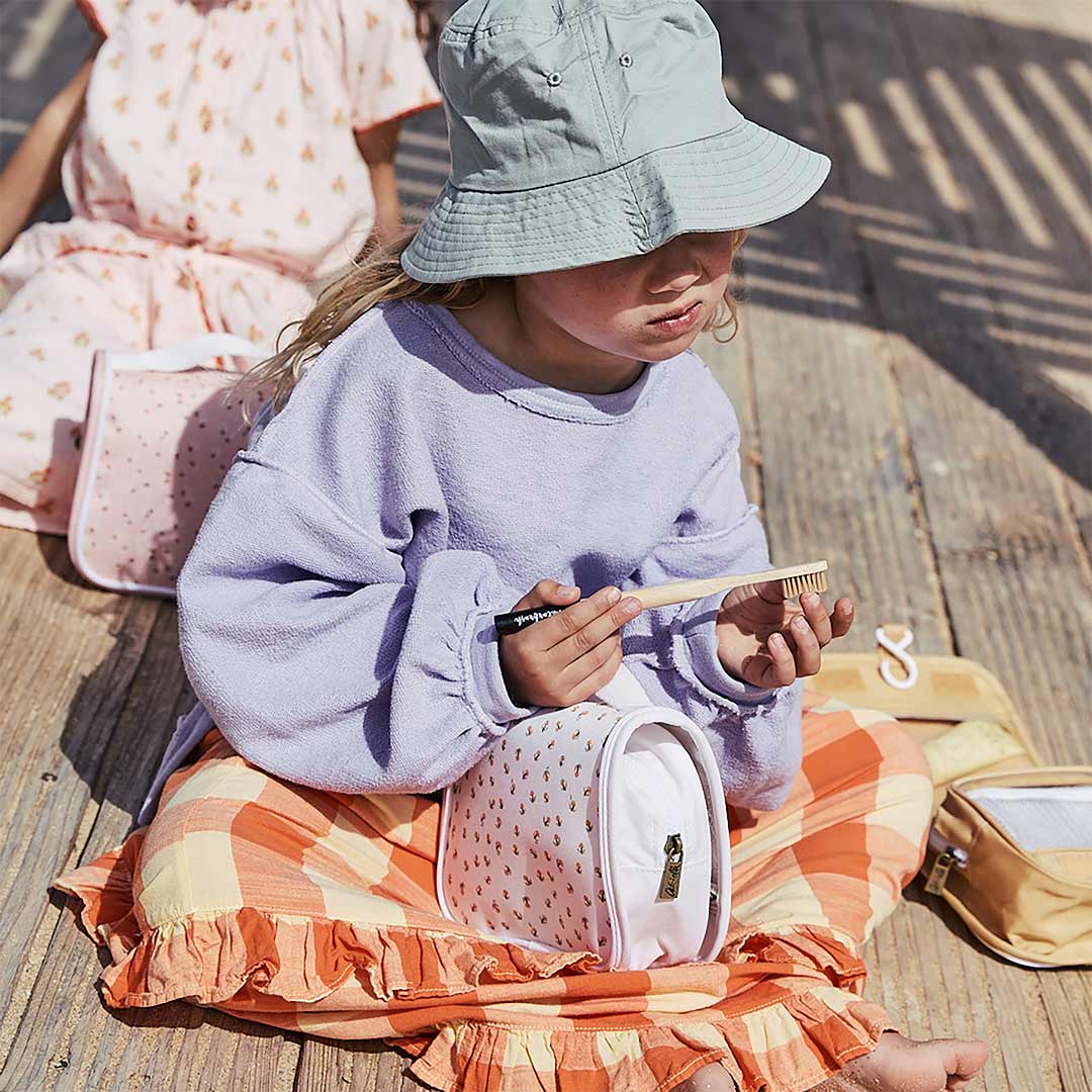 Olli Ella See-Ya Wash Bag - Leafed Mushroom - Image 4