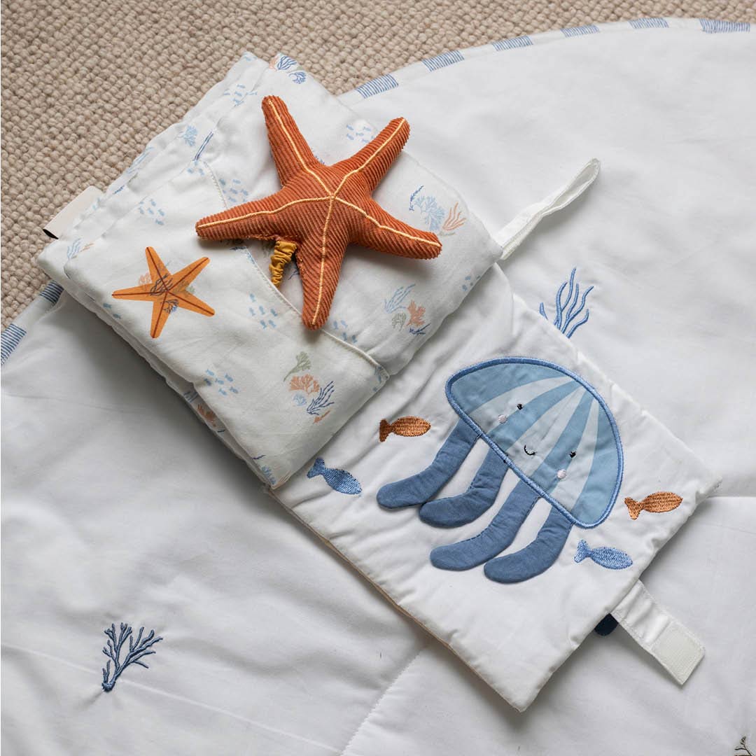 Outlet - Avery Row Fabric Baby Book - Coastline - Image 4