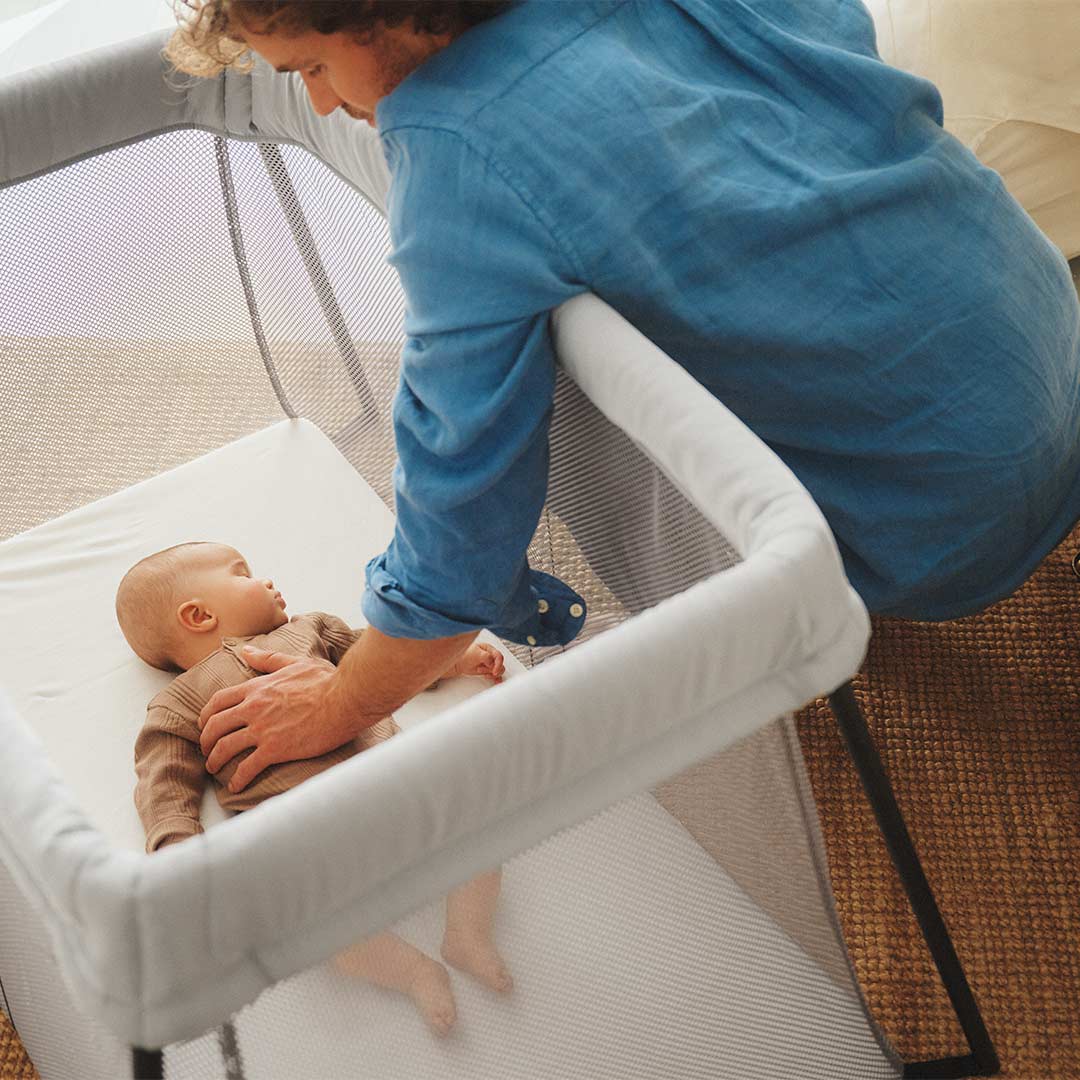 BabyBjorn Travel Cot Light - Silver - Image 5