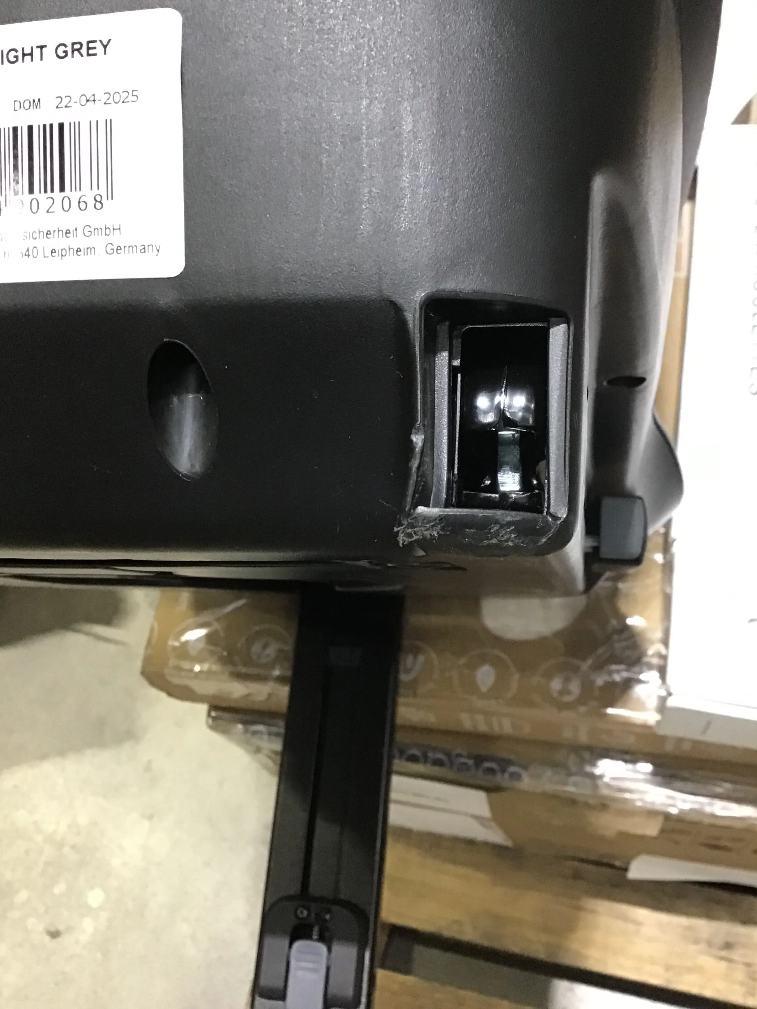 Outlet - Britax Romer Swivel 2 Car Seat - Midnight Grey - Image 2