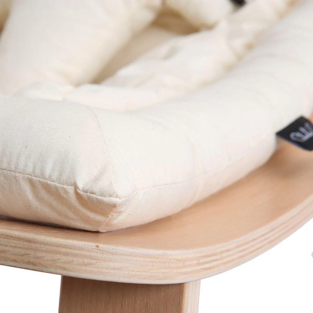 Outlet - Charlie Crane LEVO Baby Rocker - Beech + Organic White - Image 3