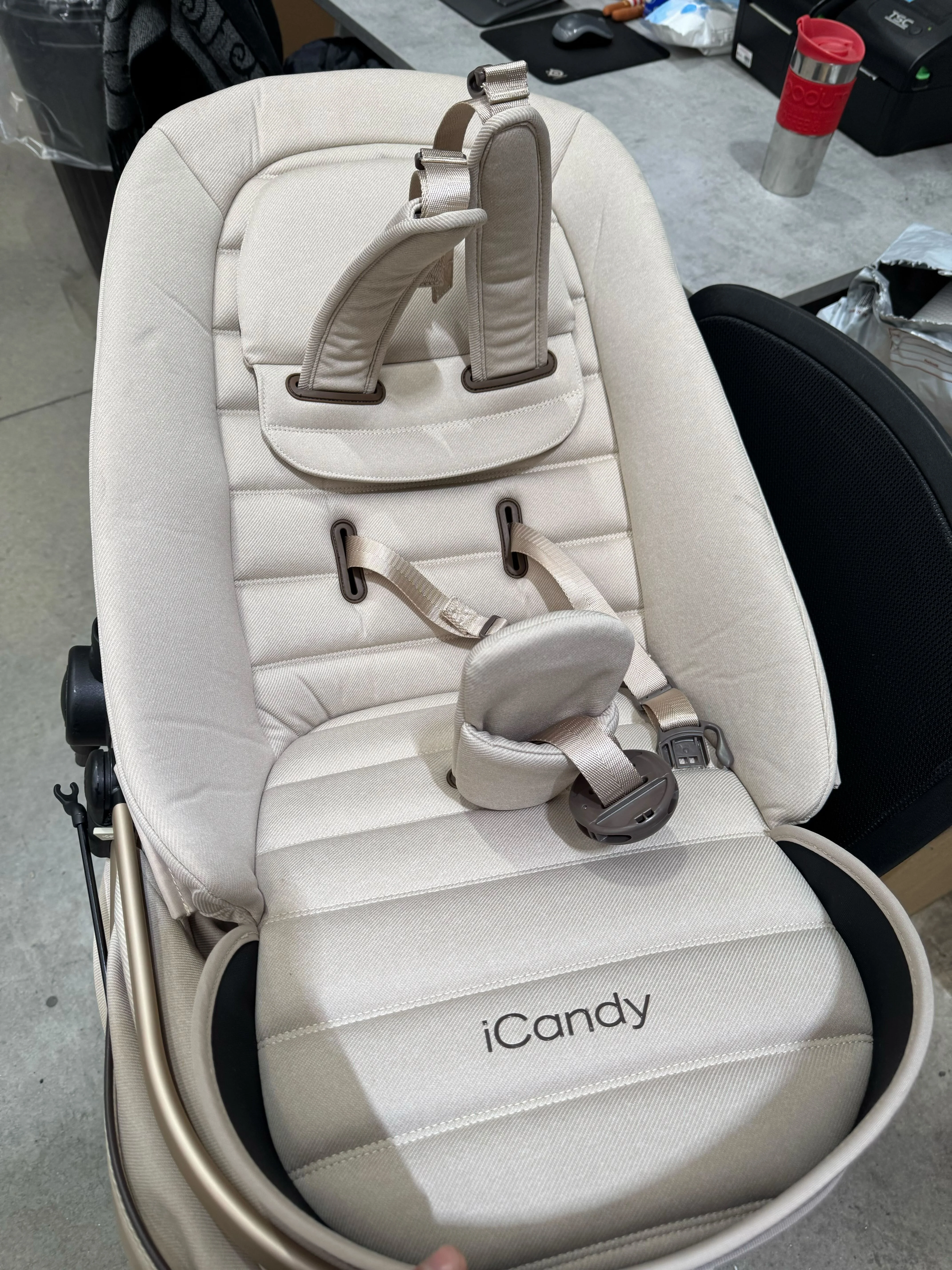 Outlet - iCandy Peach 7 EDITIONS Pushchair & Carrycot - Biscotti - Image 9