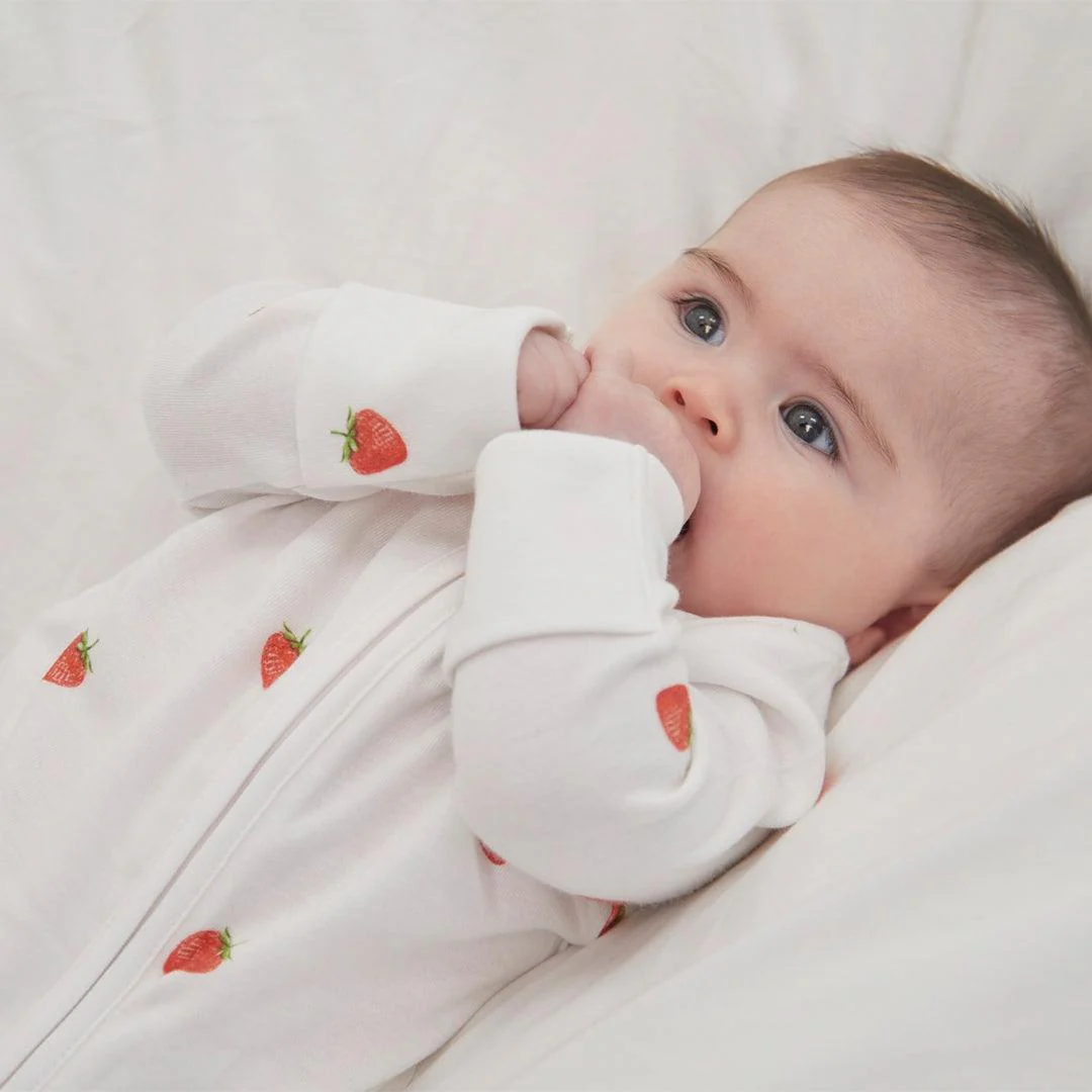 Rosa & Blue Sleepsuit - Strawberry - Image 2