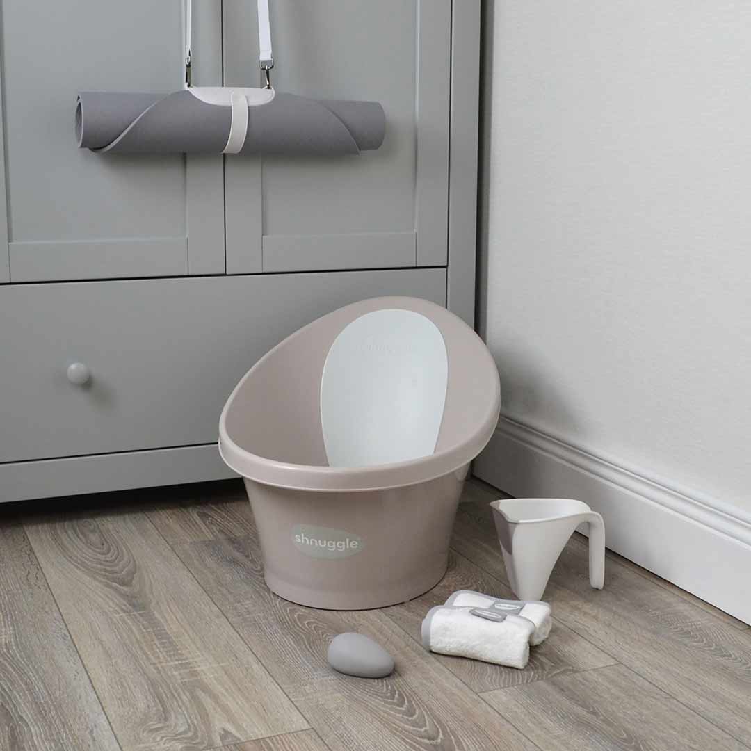 Shnuggle Baby Bath + Plug - Taupe - Image 4