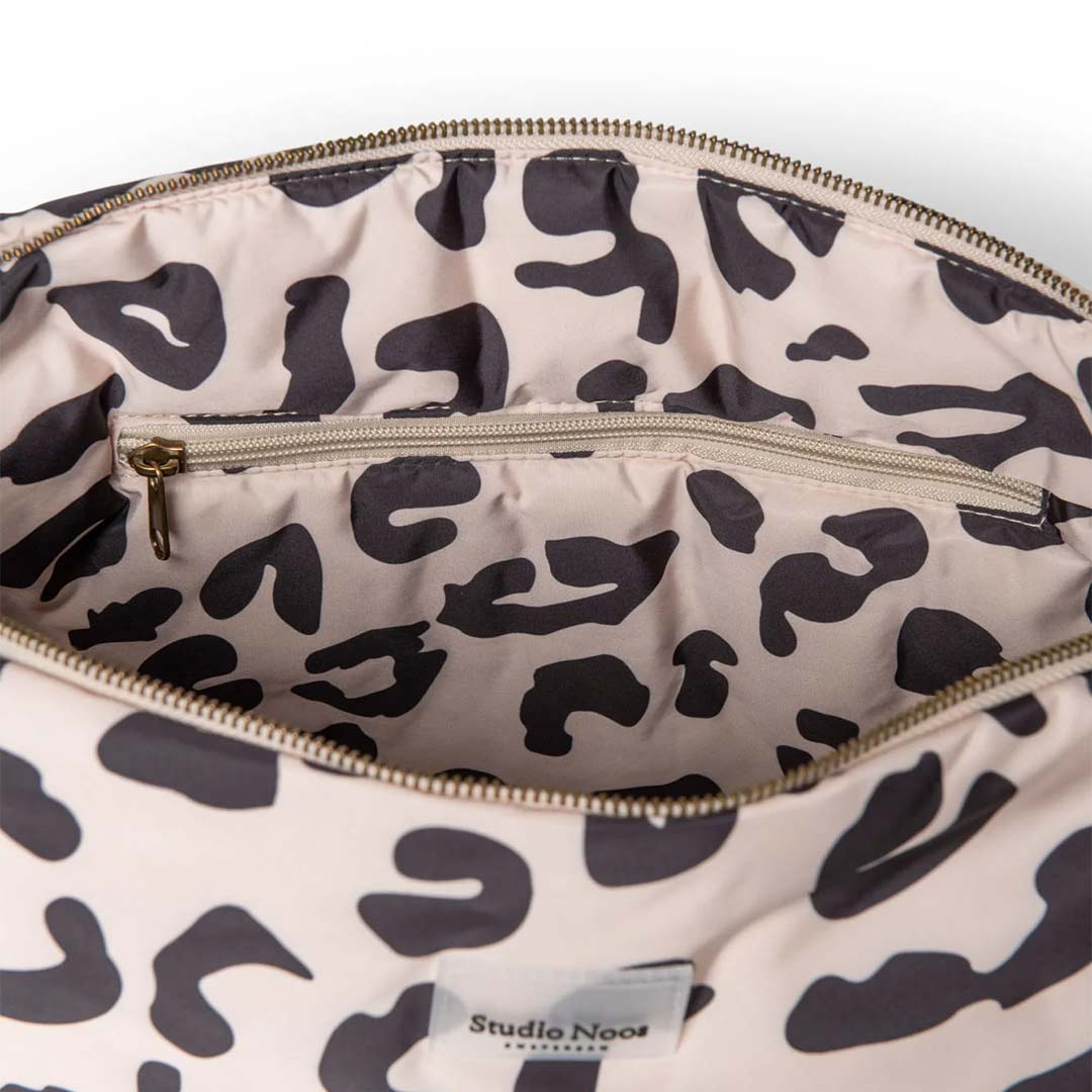 Studio Noos Holy Cow Puffy Cross Body Bag - Holy Cow - Image 3