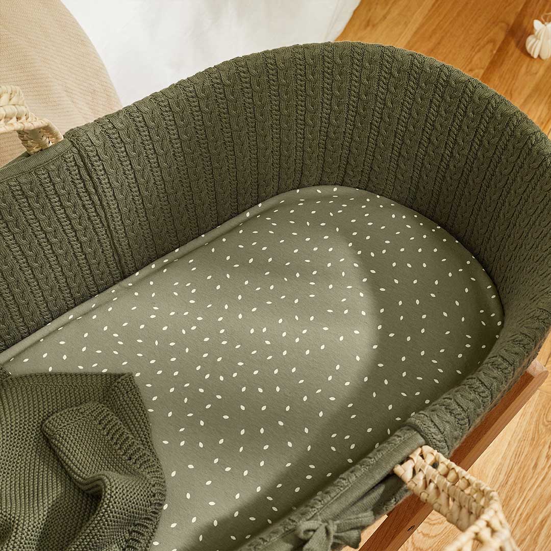 The Little Green Sheep Natural Knitted Moses Basket - Mattress + Static Stand - Image 3