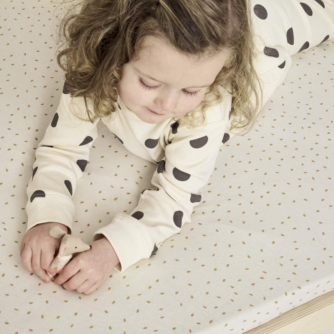 The Little Green Sheep Organic Cot & Cot Bed Fitted Sheet - Linen Rice - Image 3